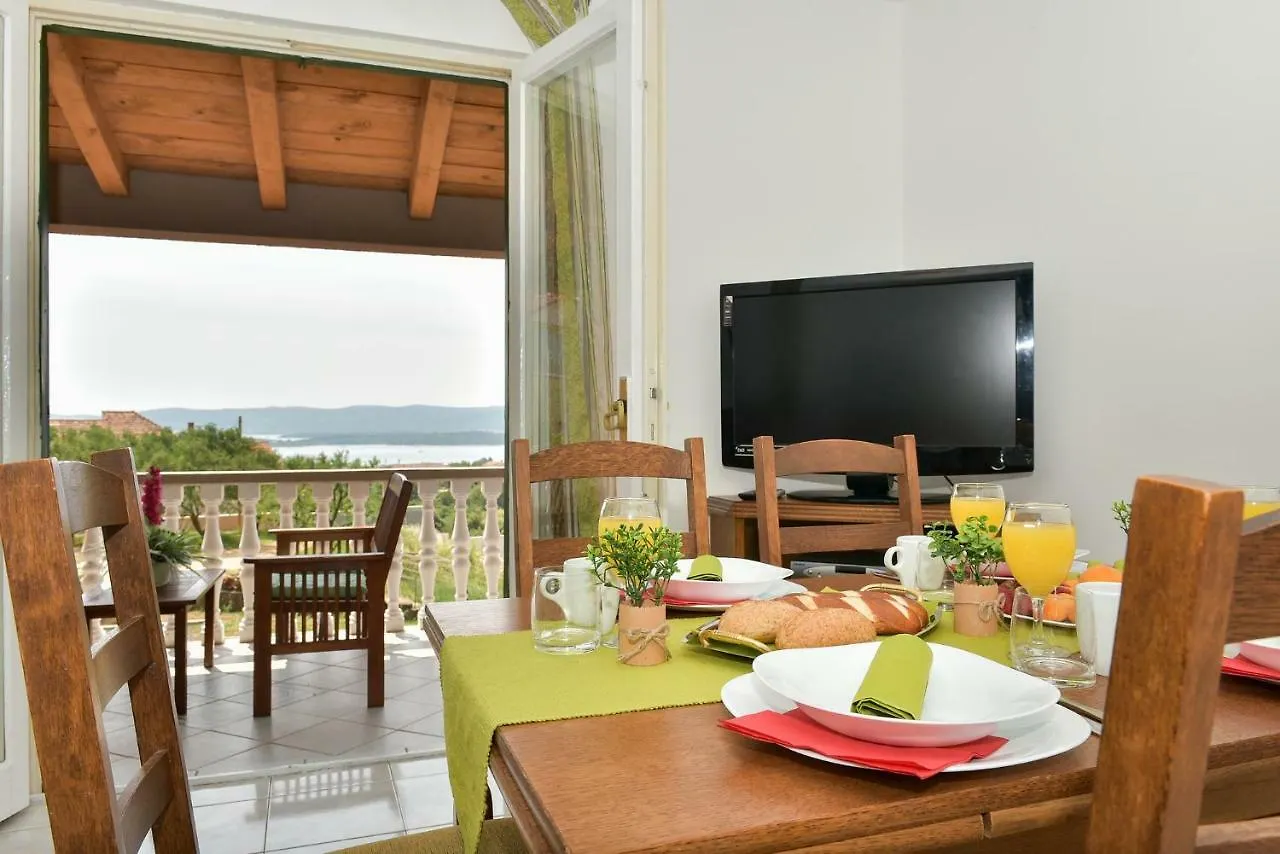 Apartmani Miluska Sveti Filip i Jakov 0*,  Croatie