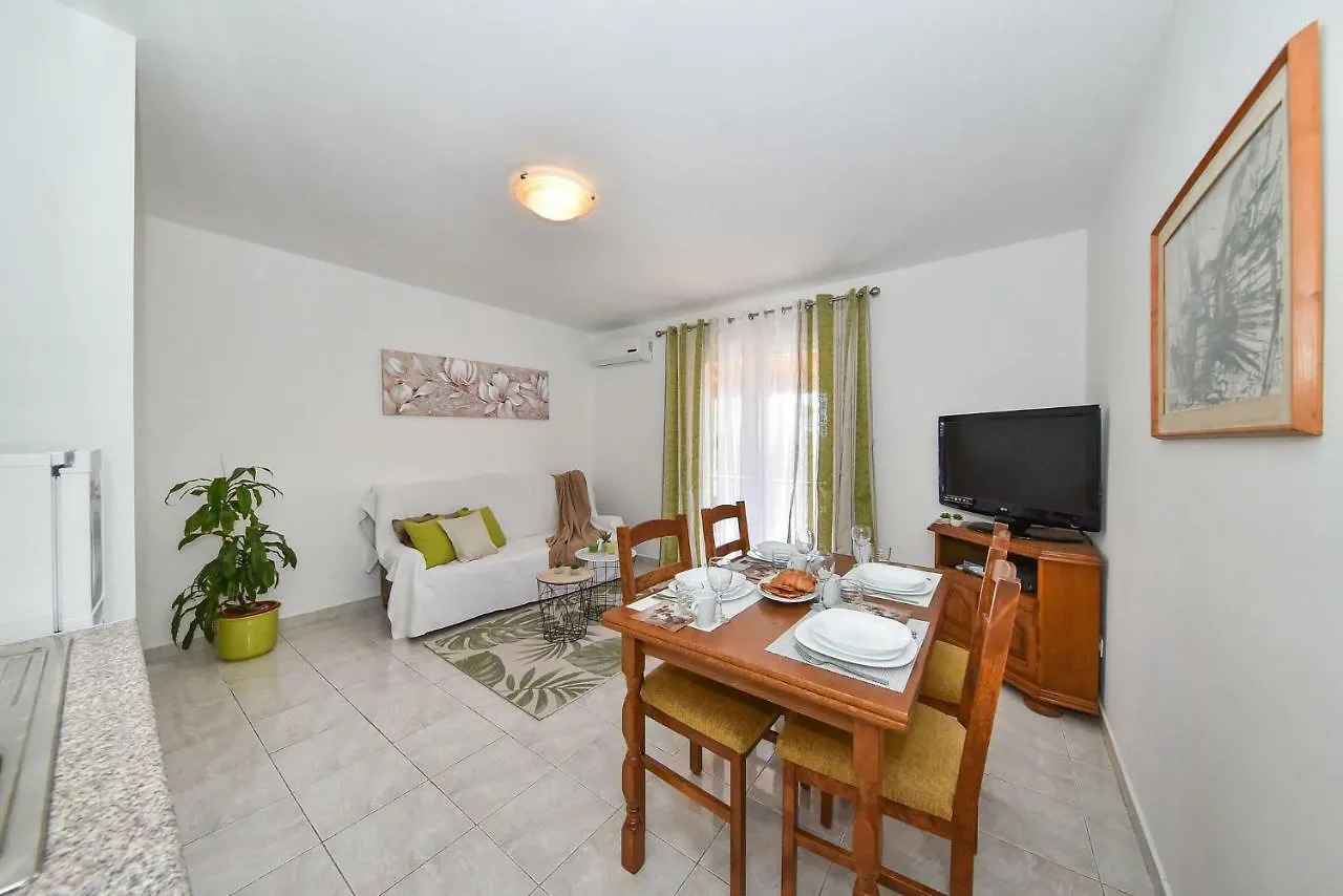 Apartmani Miluska Sveti Filip i Jakov