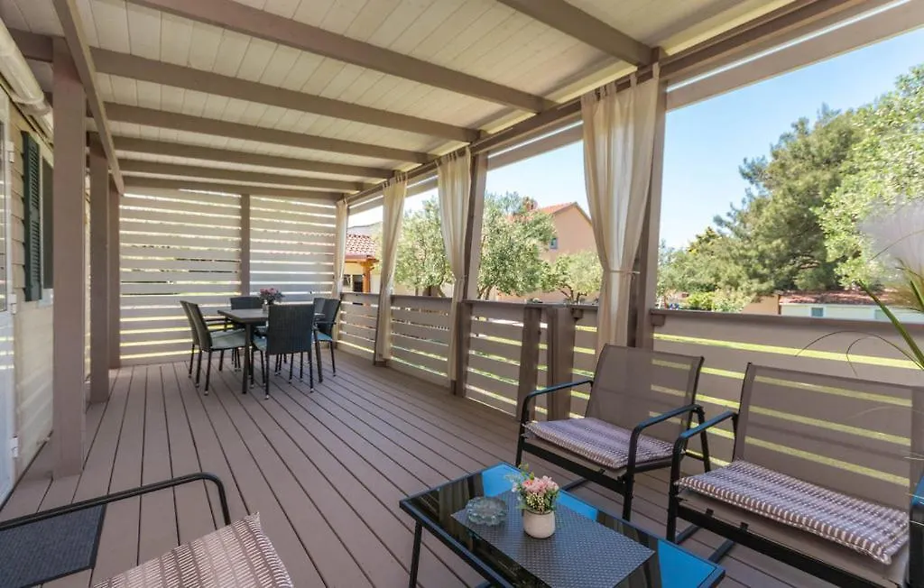 Apartmani Miluska Sveti Filip i Jakov 0*,