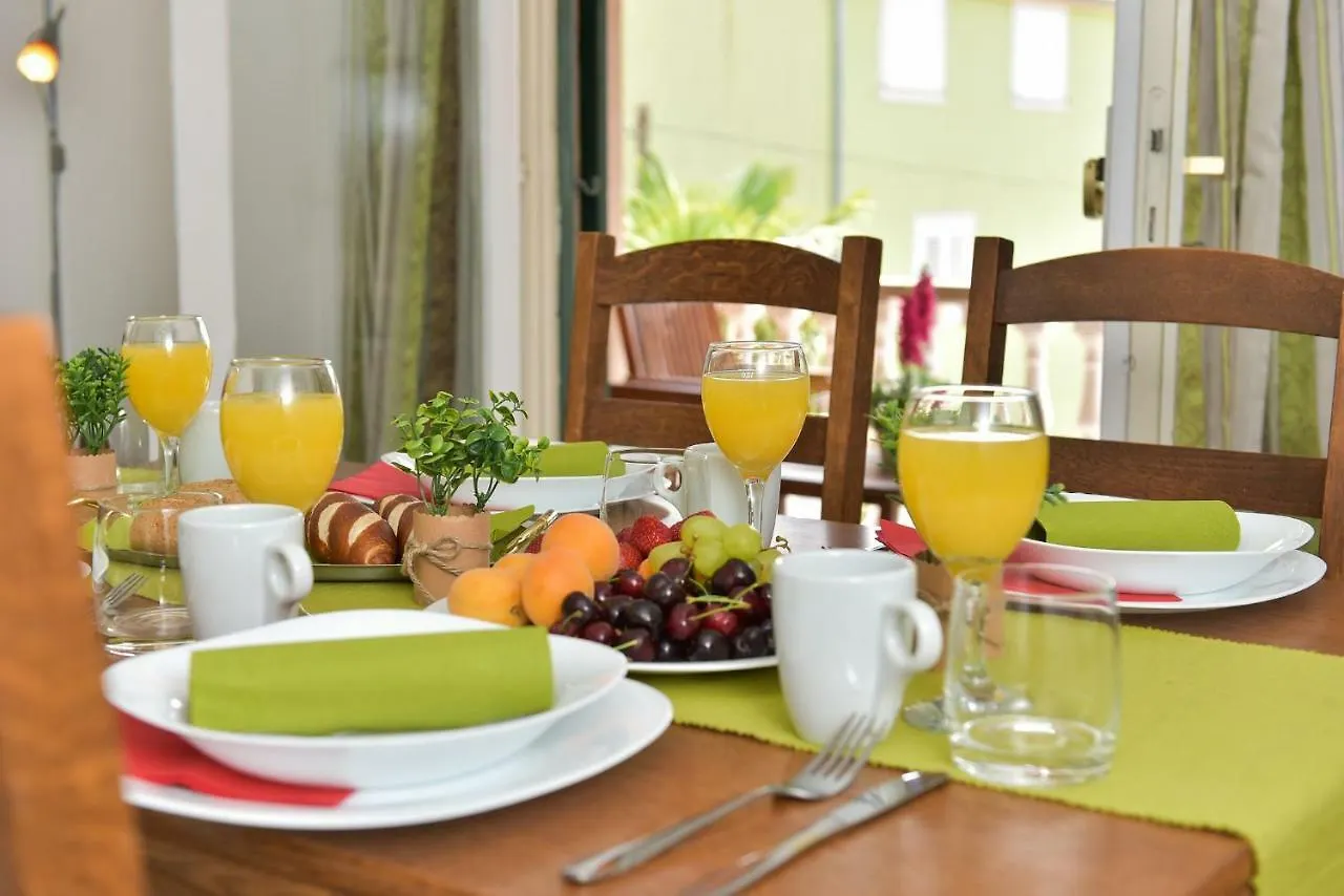 Apartmani Miluska Sveti Filip i Jakov 0*,  Croatia
