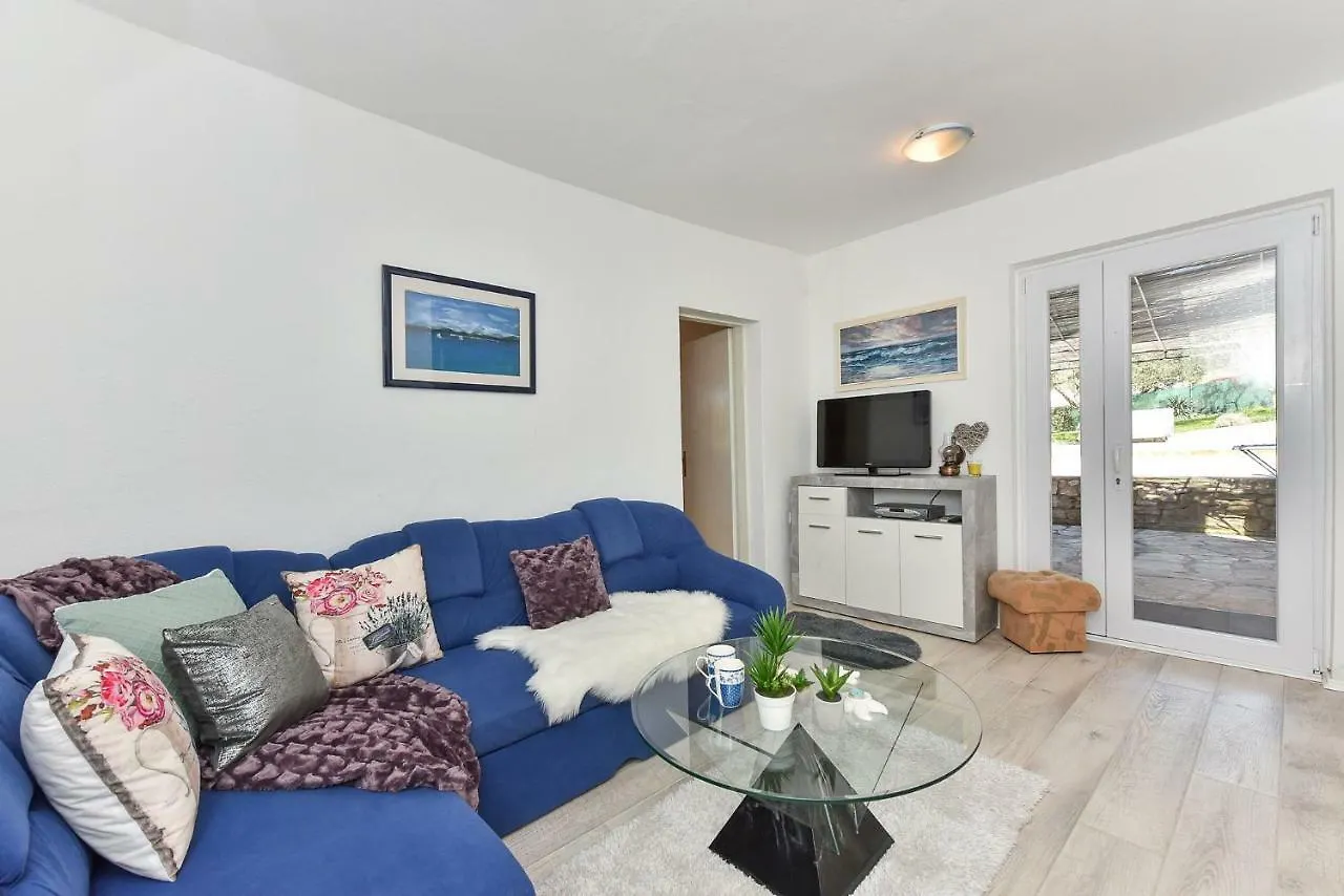 Apartment Apartmani Miluska Sveti Filip i Jakov